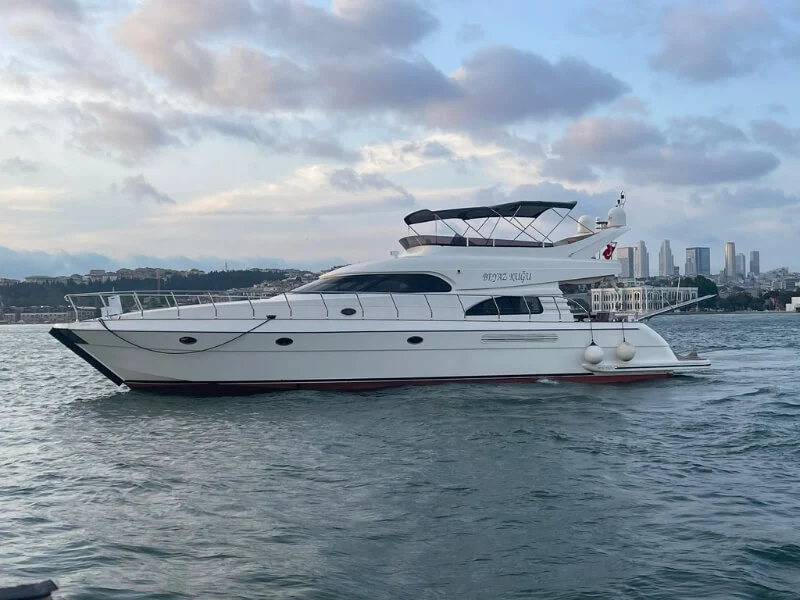 Private Bosphorus Yacht Tour (2 Hours)